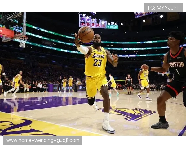 湖人迎来关键连胜，詹姆斯带队挑战季后赛强敌