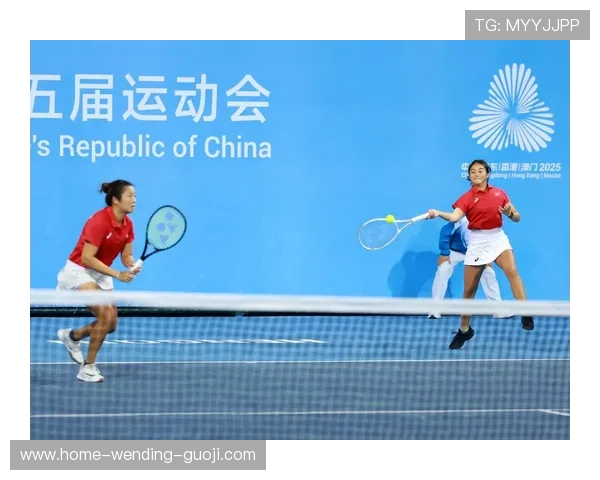 网球世界最新赛况揭晓顶尖选手激烈对决精彩瞬间回顾